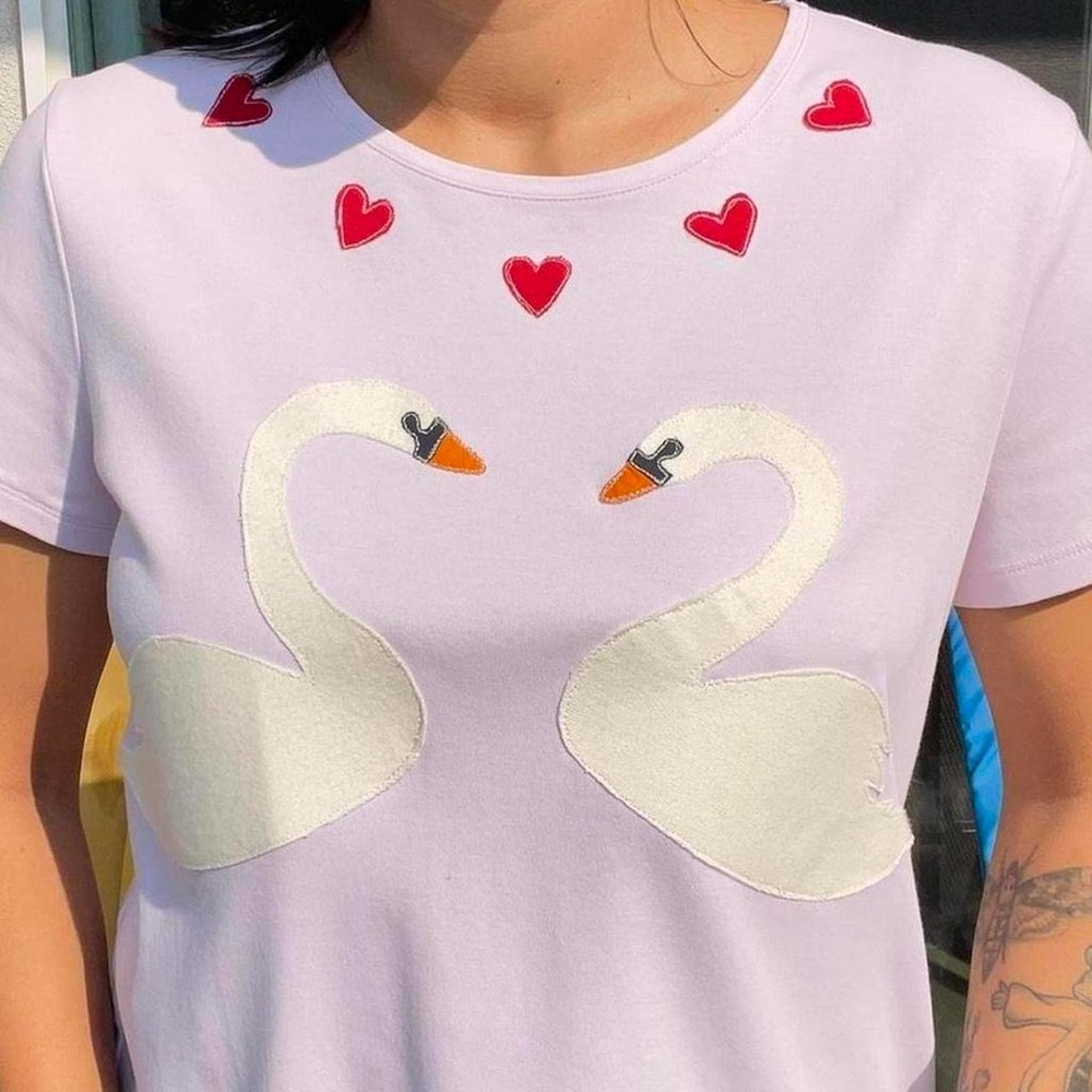 Swan Lovers Hearts and Swans Hanmade Patches on Pink T-Shirt